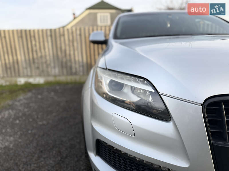 Внедорожник / Кроссовер Audi Q7 2012 в Владимире