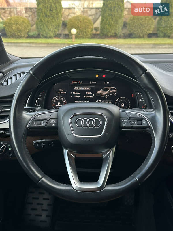 Внедорожник / Кроссовер Audi Q7 2017 в Сарнах
