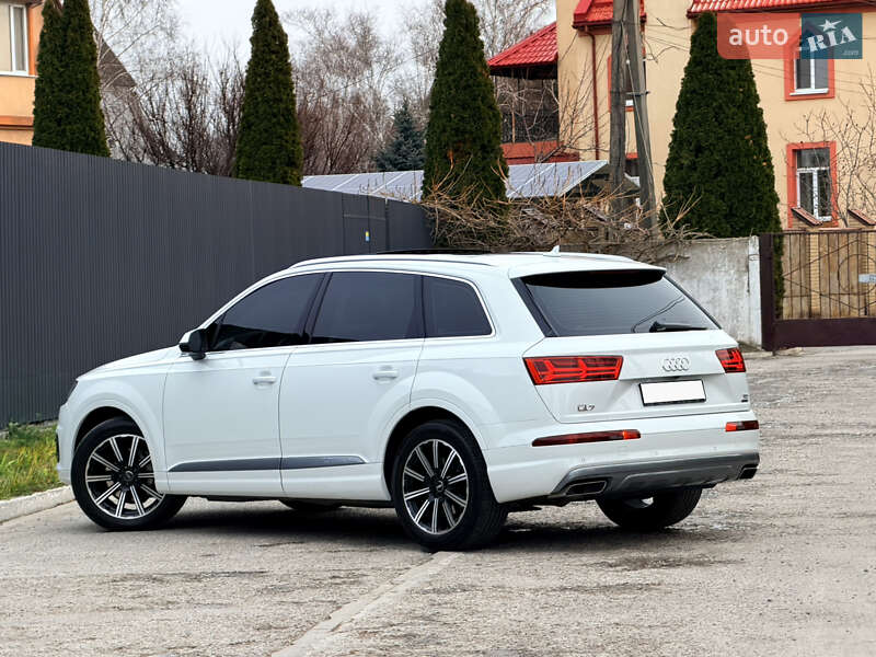 Внедорожник / Кроссовер Audi Q7 2017 в Днепре фото 10 Внедорожник / Кроссовер Audi Q7 2017 в Днепре