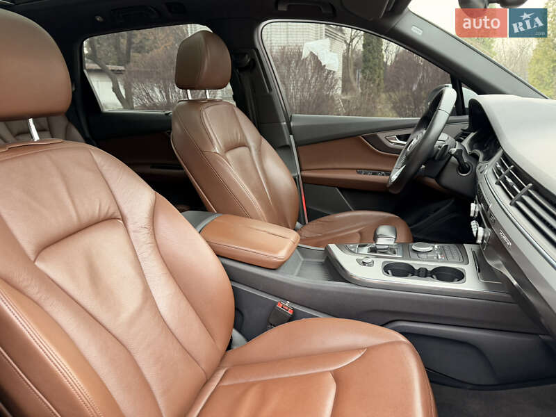 Внедорожник / Кроссовер Audi Q7 2017 в Днепре фото 42 Внедорожник / Кроссовер Audi Q7 2017 в Днепре