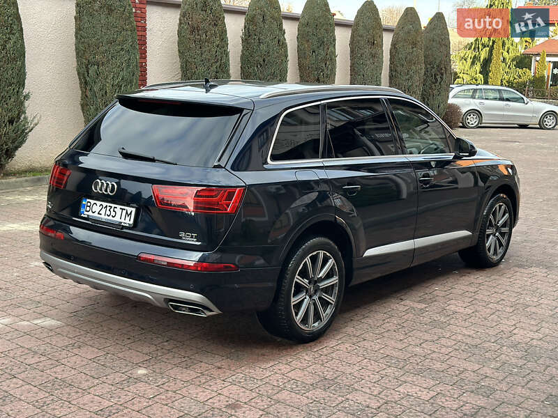Внедорожник / Кроссовер Audi Q7 2017 в Стрые