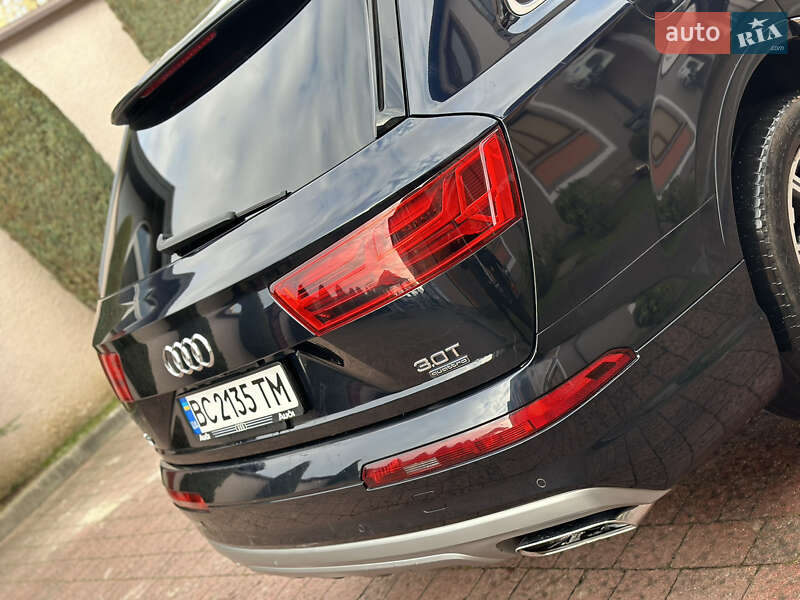 Внедорожник / Кроссовер Audi Q7 2017 в Стрые