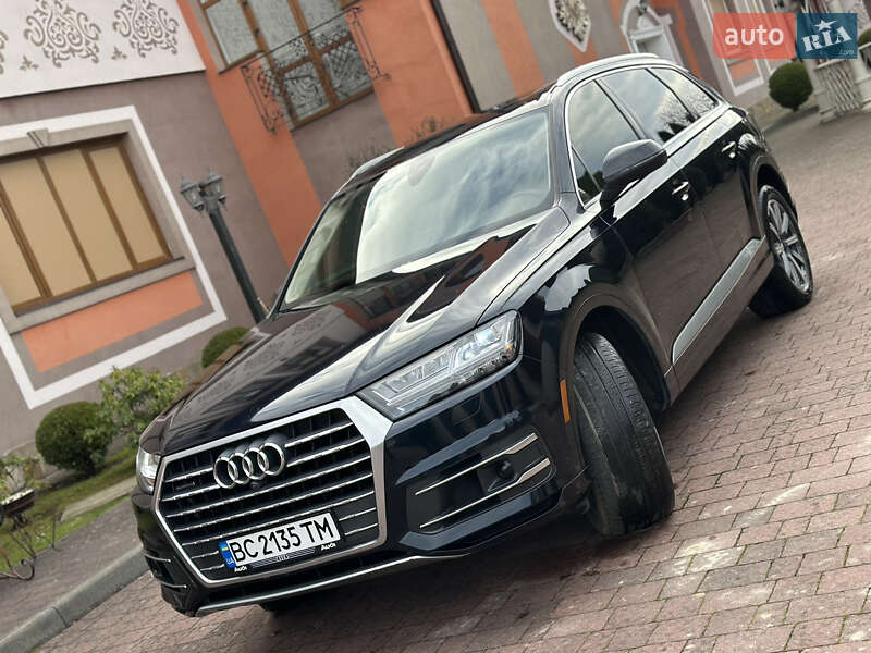 Внедорожник / Кроссовер Audi Q7 2017 в Стрые