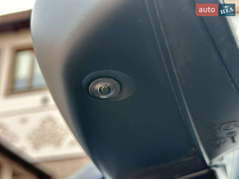 Внедорожник / Кроссовер Audi Q7 2017 в Стрые