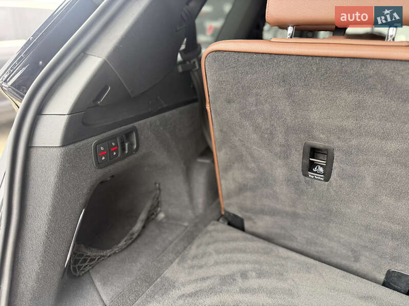 Внедорожник / Кроссовер Audi Q7 2016 в Каменец-Подольском