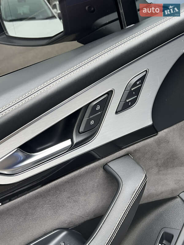 Позашляховик / Кросовер Audi Q7 2016 в Одесі