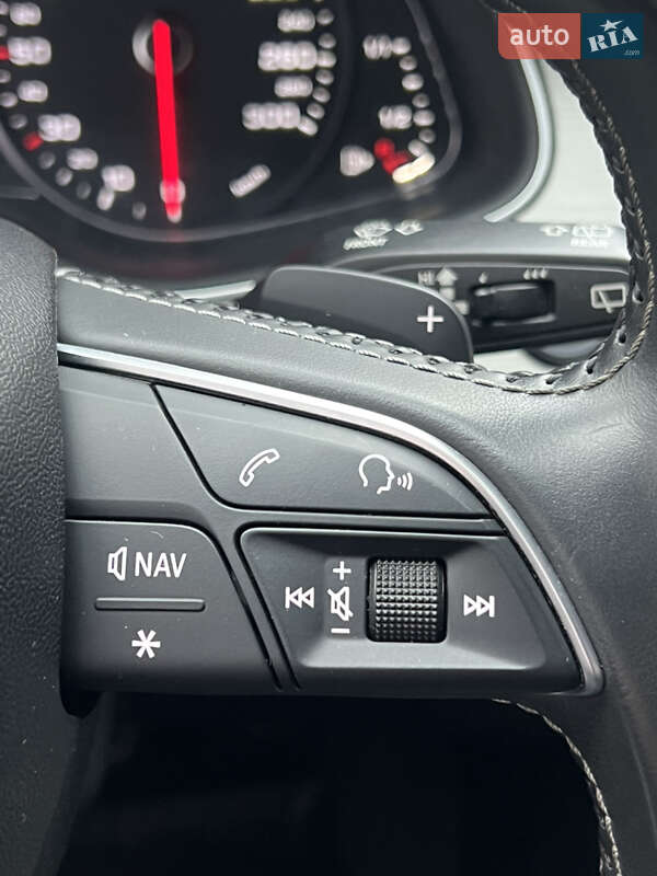 Позашляховик / Кросовер Audi Q7 2016 в Одесі