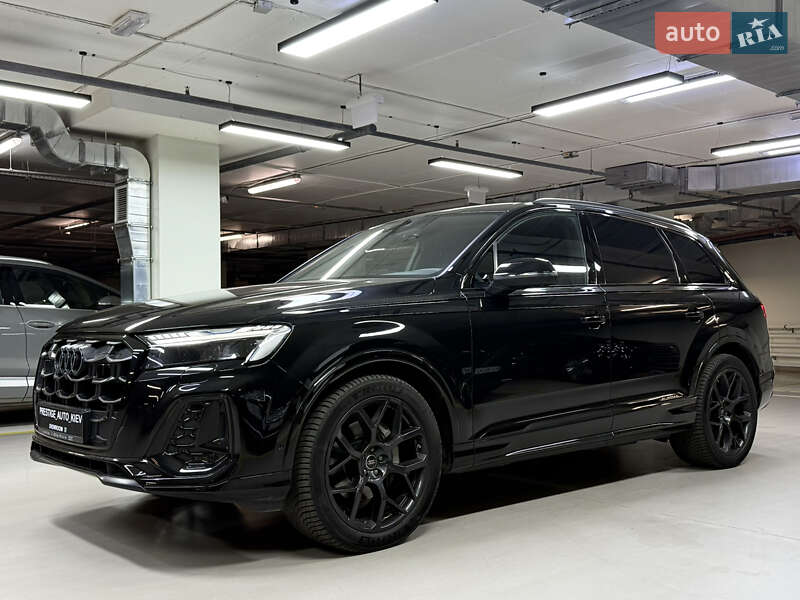 Внедорожник / Кроссовер Audi Q7 2024 в Киеве