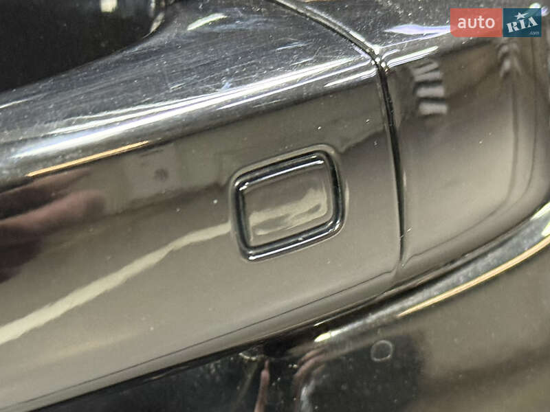 Внедорожник / Кроссовер Audi Q7 2024 в Киеве