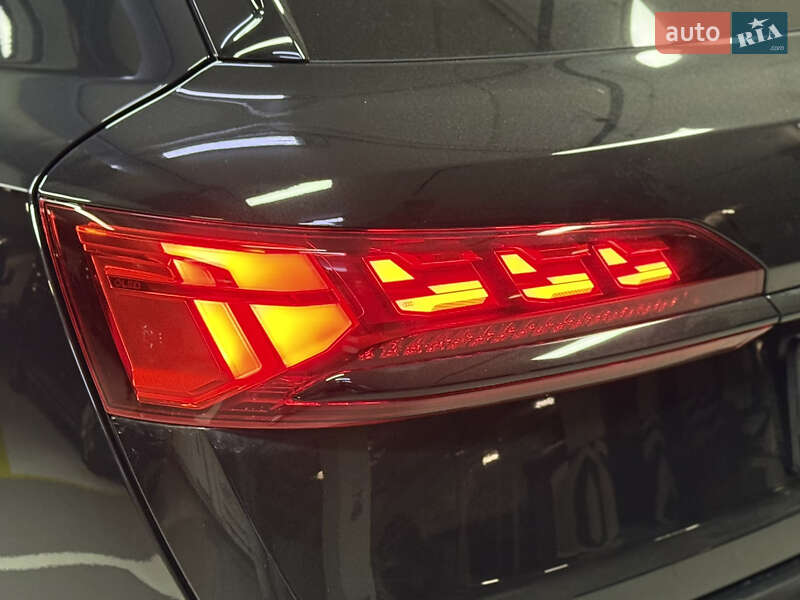 Внедорожник / Кроссовер Audi Q7 2024 в Киеве