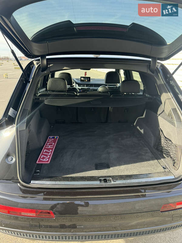 Внедорожник / Кроссовер Audi Q7 2018 в Львове