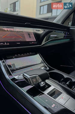 Внедорожник / Кроссовер Audi Q7 2020 в Мукачево