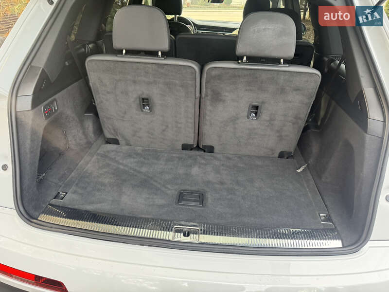 Внедорожник / Кроссовер Audi Q7 2021 в Львове фото 25 Внедорожник / Кроссовер Audi Q7 2021 в Львове