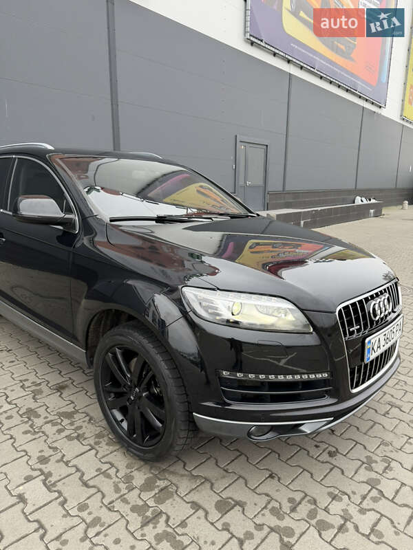 Внедорожник / Кроссовер Audi Q7 2011 в Киеве