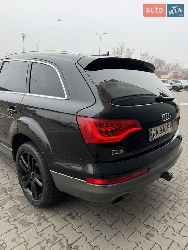Внедорожник / Кроссовер Audi Q7 2011 в Киеве