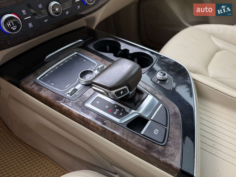 Внедорожник / Кроссовер Audi Q7 2017 в Львове фото 12 Внедорожник / Кроссовер Audi Q7 2017 в Львове