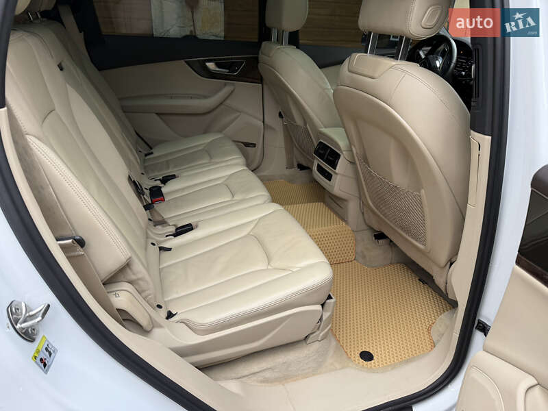 Внедорожник / Кроссовер Audi Q7 2017 в Львове фото 21 Внедорожник / Кроссовер Audi Q7 2017 в Львове