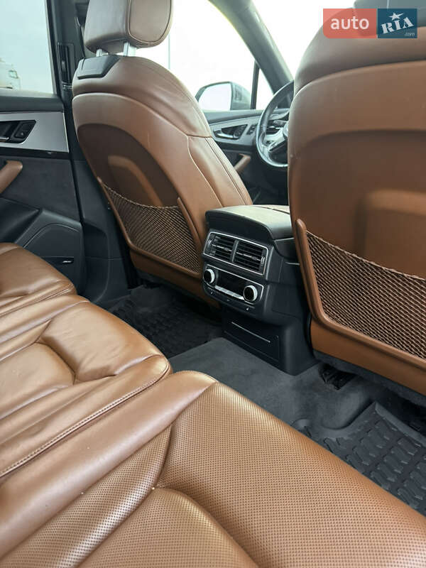 Внедорожник / Кроссовер Audi Q7 2017 в Львове