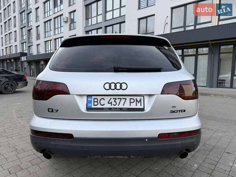 Внедорожник / Кроссовер Audi Q7 2006 в Новояворовске