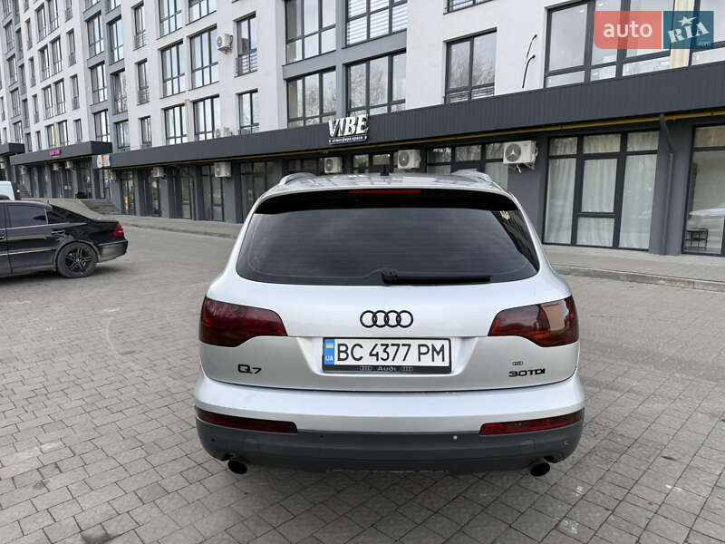 Внедорожник / Кроссовер Audi Q7 2006 в Новояворовске