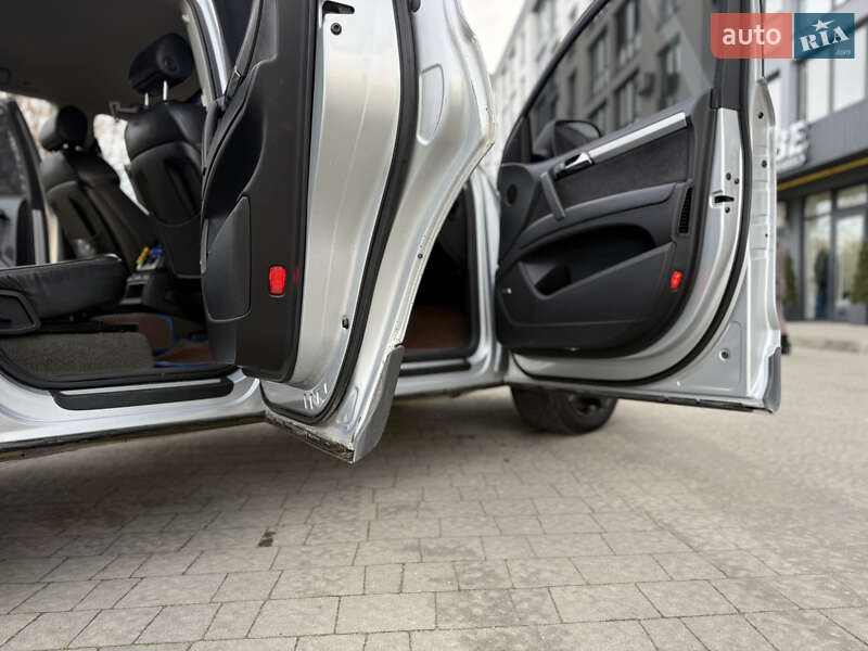 Внедорожник / Кроссовер Audi Q7 2006 в Новояворовске