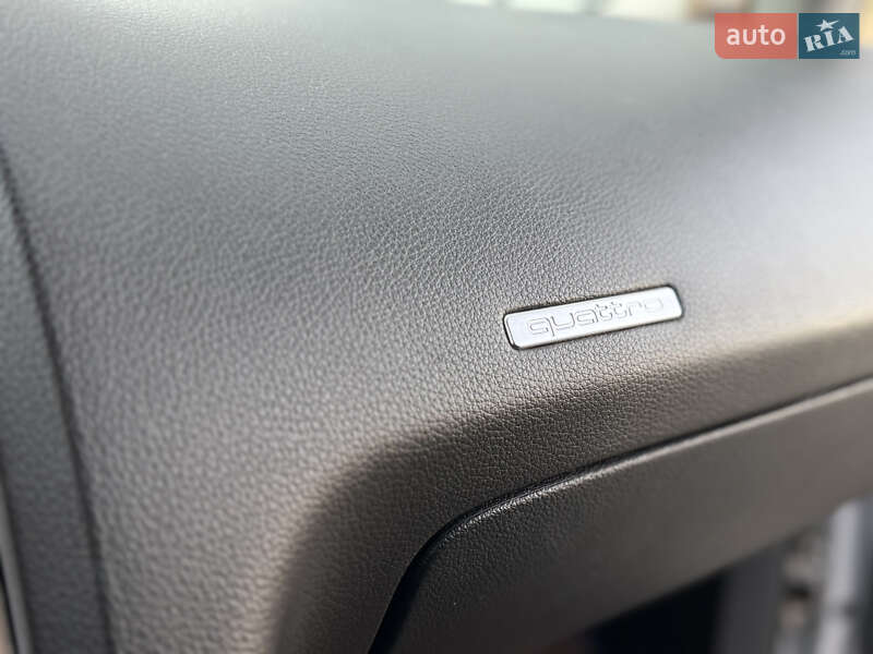 Внедорожник / Кроссовер Audi Q7 2006 в Новояворовске