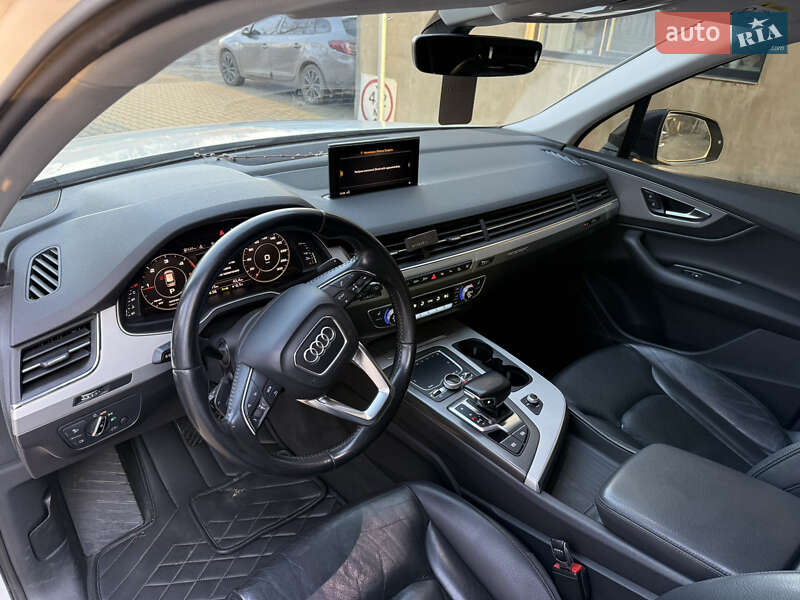 Внедорожник / Кроссовер Audi Q7 2016 в Коломые