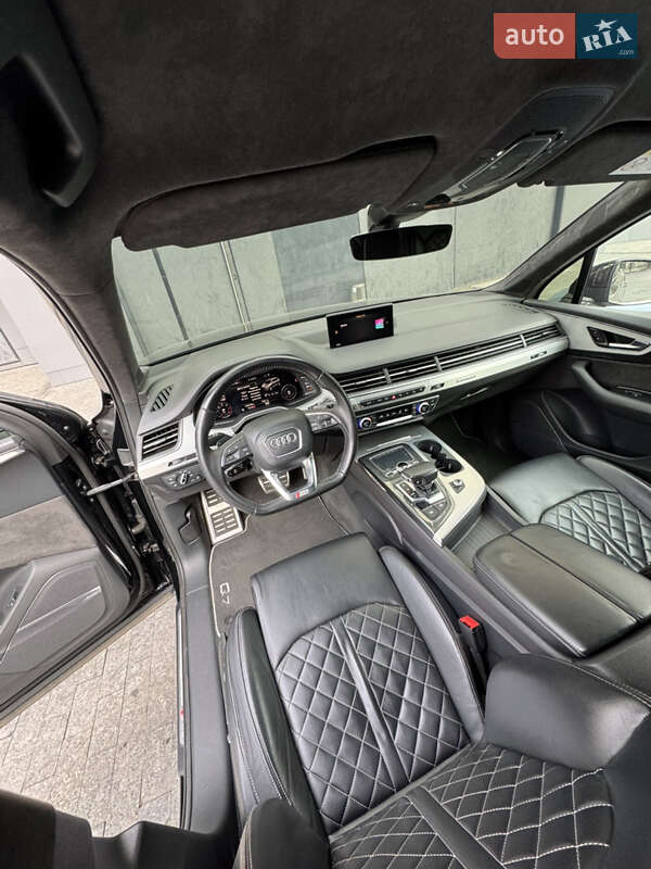 Внедорожник / Кроссовер Audi Q7 2017 в Одессе