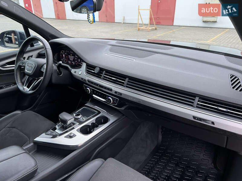 Внедорожник / Кроссовер Audi Q7 2019 в Львове фото 33 Внедорожник / Кроссовер Audi Q7 2019 в Львове