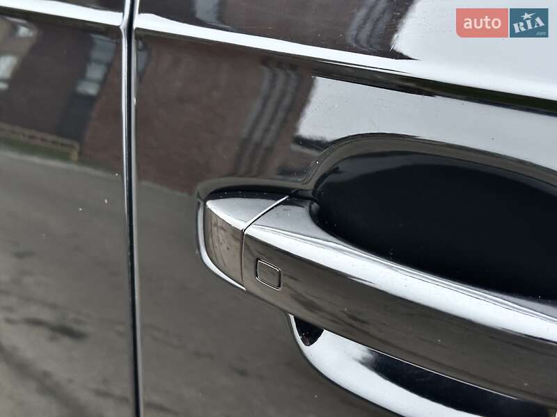 Внедорожник / Кроссовер Audi Q7 2016 в Киеве