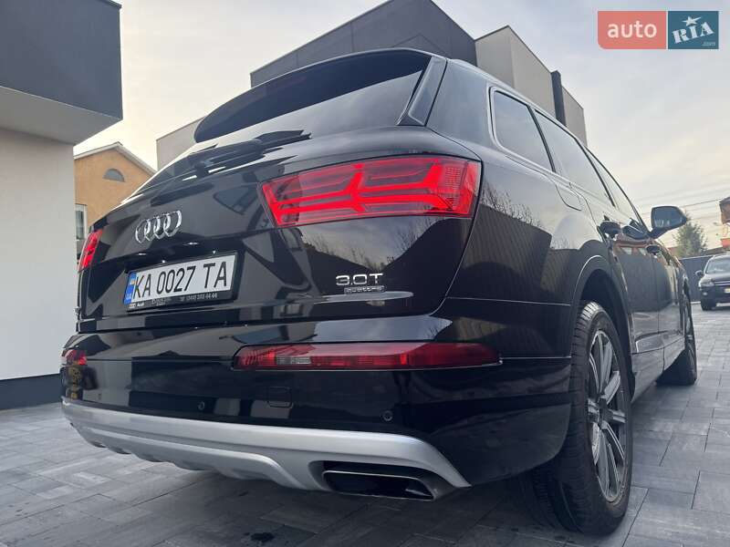 Внедорожник / Кроссовер Audi Q7 2018 в Киеве