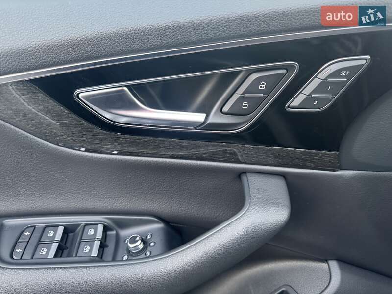 Внедорожник / Кроссовер Audi Q7 2018 в Киеве