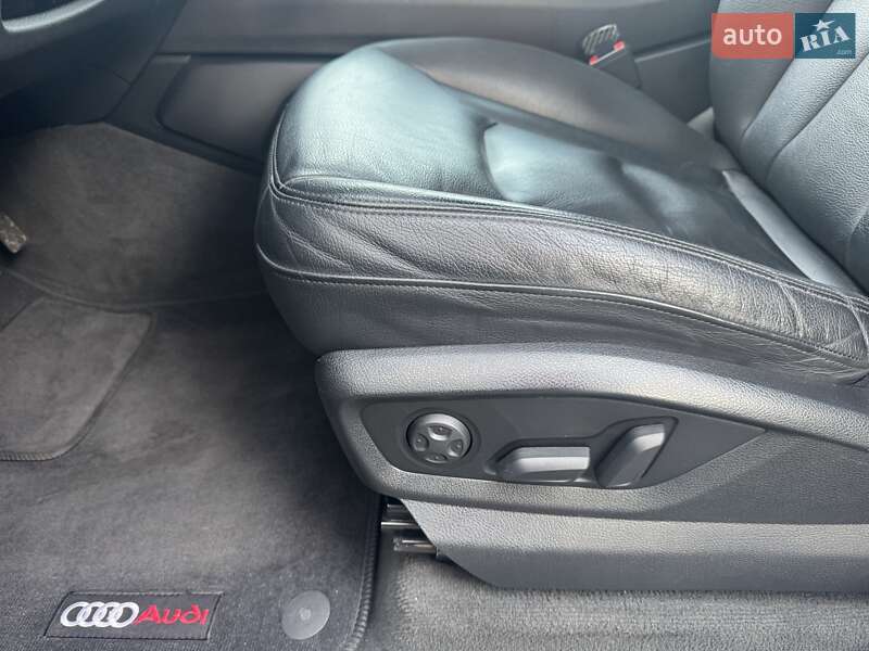 Внедорожник / Кроссовер Audi Q7 2018 в Киеве