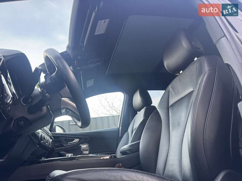 Внедорожник / Кроссовер Audi Q7 2018 в Киеве