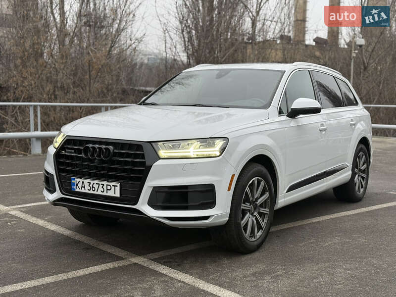 Внедорожник / Кроссовер Audi Q7 2016 в Киеве