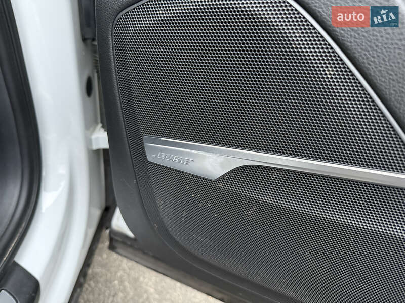 Внедорожник / Кроссовер Audi Q7 2016 в Киеве