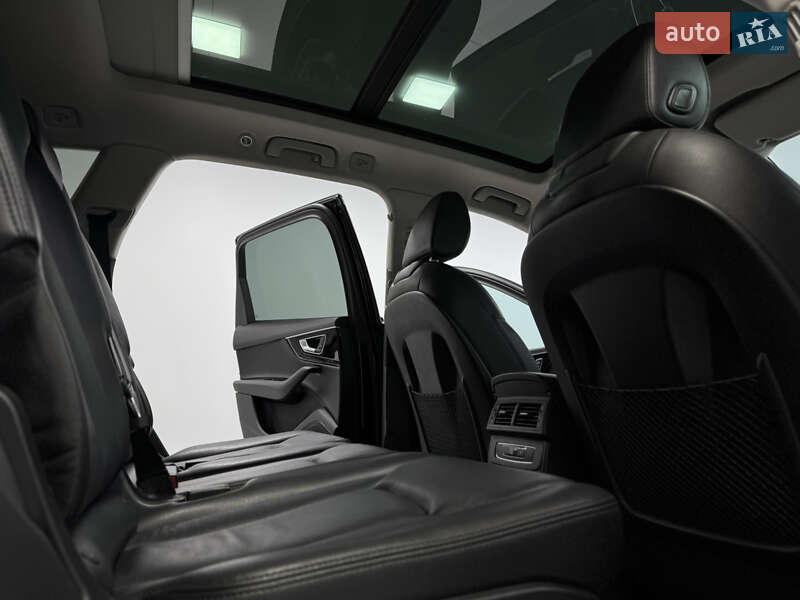 Внедорожник / Кроссовер Audi Q7 2019 в Одессе