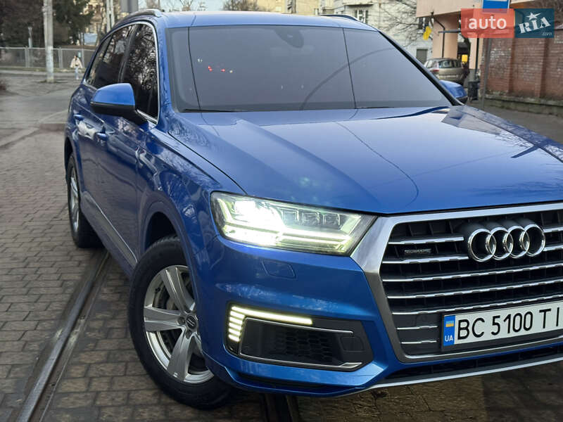 Внедорожник / Кроссовер Audi Q7 2015 в Львове