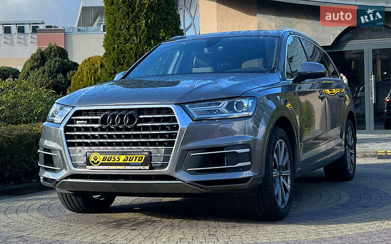Внедорожник / Кроссовер Audi Q7 2017 в Львове