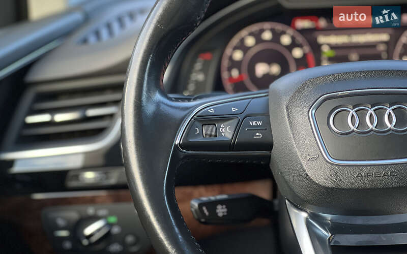 Внедорожник / Кроссовер Audi Q7 2016 в Львове