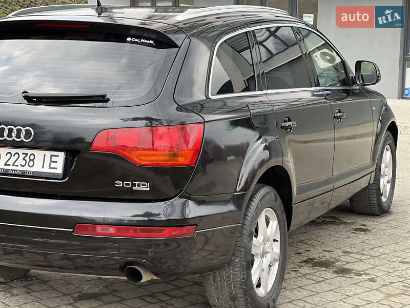 Внедорожник / Кроссовер Audi Q7 2006 в Новояворовске