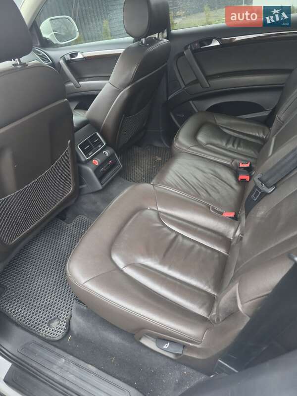 Внедорожник / Кроссовер Audi Q7 2012 в Полтаве