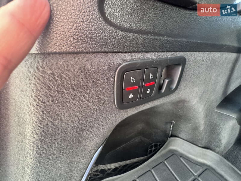 Внедорожник / Кроссовер Audi Q7 2016 в Львове