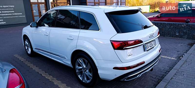 Внедорожник / Кроссовер Audi Q7 2020 в Хмельницком