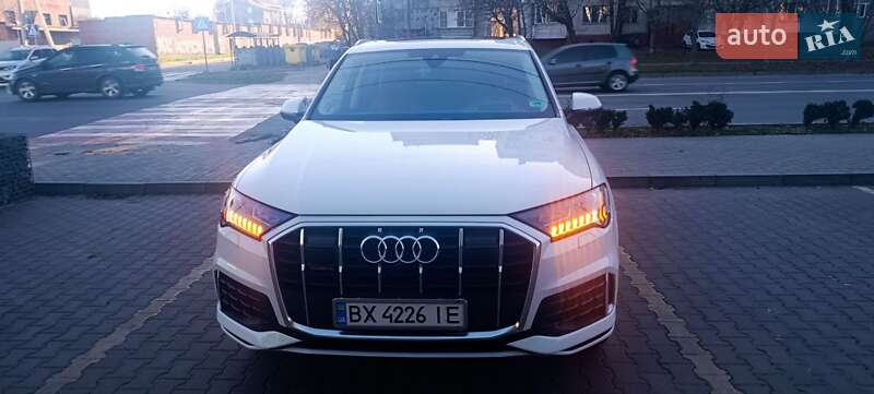 Внедорожник / Кроссовер Audi Q7 2020 в Хмельницком