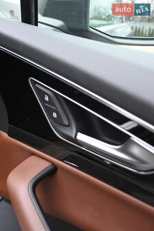 Внедорожник / Кроссовер Audi Q7 2019 в Луцке