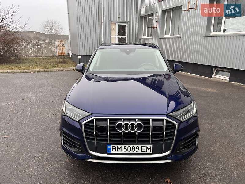 Внедорожник / Кроссовер Audi Q7 2020 в Сумах