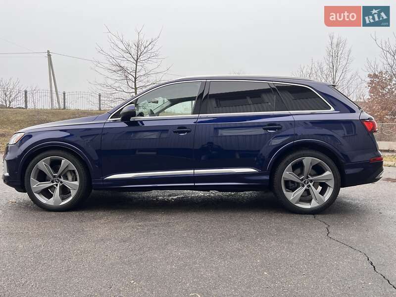 Внедорожник / Кроссовер Audi Q7 2020 в Сумах