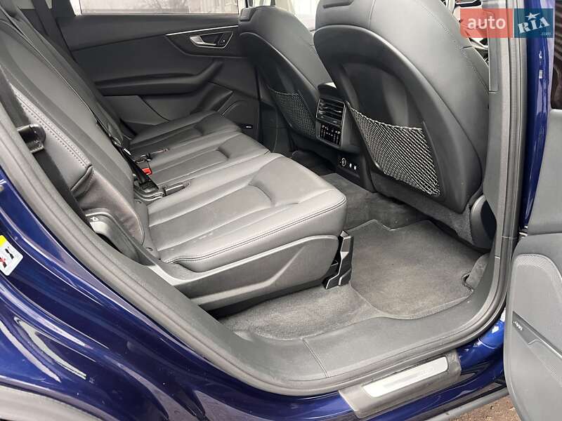 Внедорожник / Кроссовер Audi Q7 2020 в Сумах