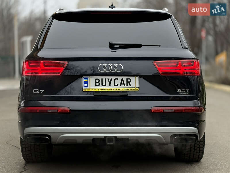 Внедорожник / Кроссовер Audi Q7 2017 в Днепре